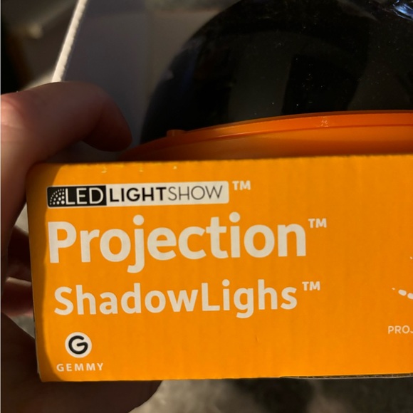 BNIB PROJECTION SHADOWLIGHTS FOR HALLOWEEN!!! - Picture 4 of 8